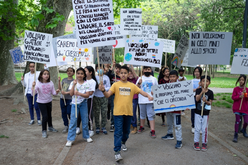 https://francescamarconi.com/files/gimgs/th-95_DSCF4024manifestoalfuturo_trotter.jpg